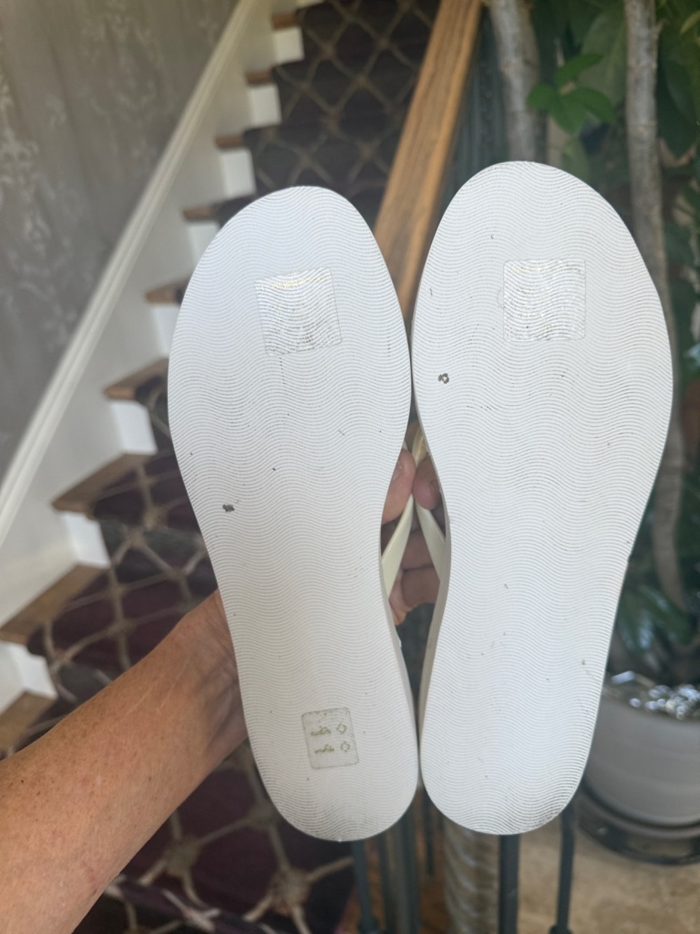 TORY BURCH ladies, white platform sandals excellent condition size 9. - Picture 7 of 12